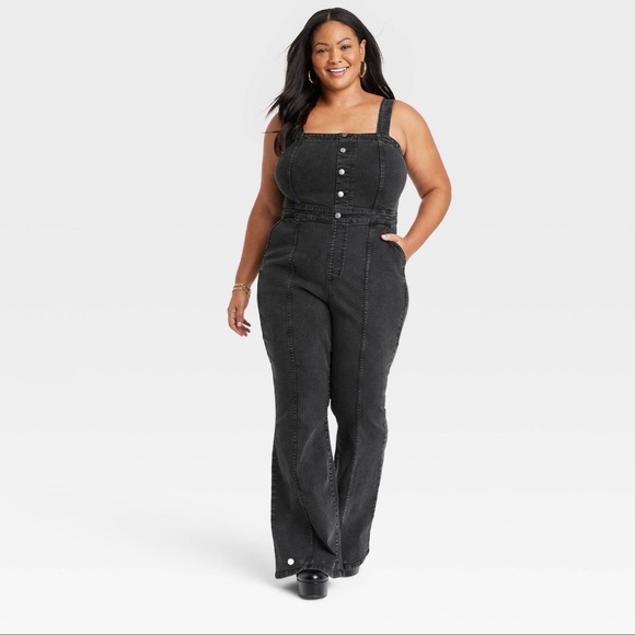 Ava & Viv Denim - Sleeveless Flare Leg Denim Jumpsuit - Black